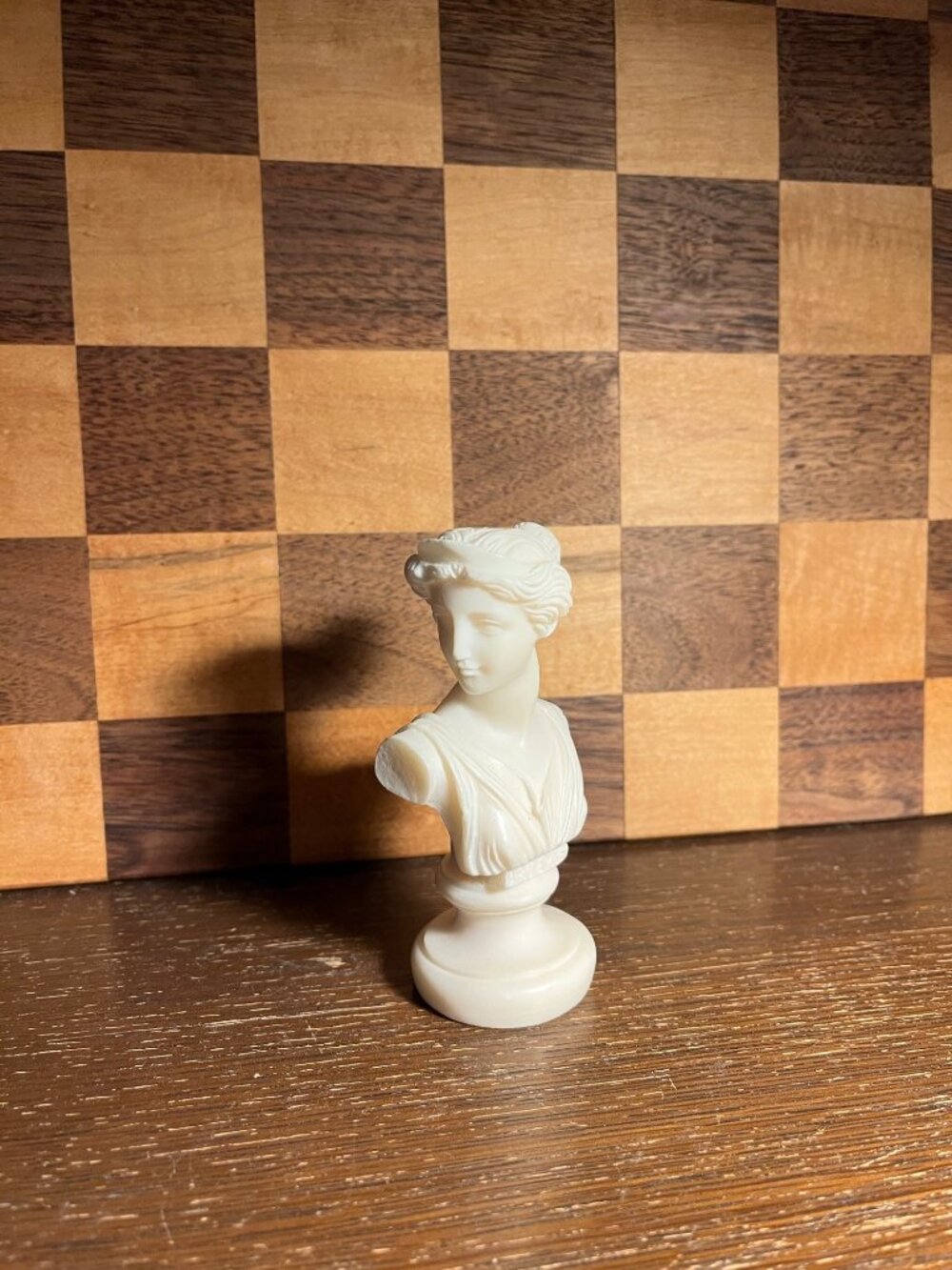Artemis Bust Sculpture A335, small chips crown